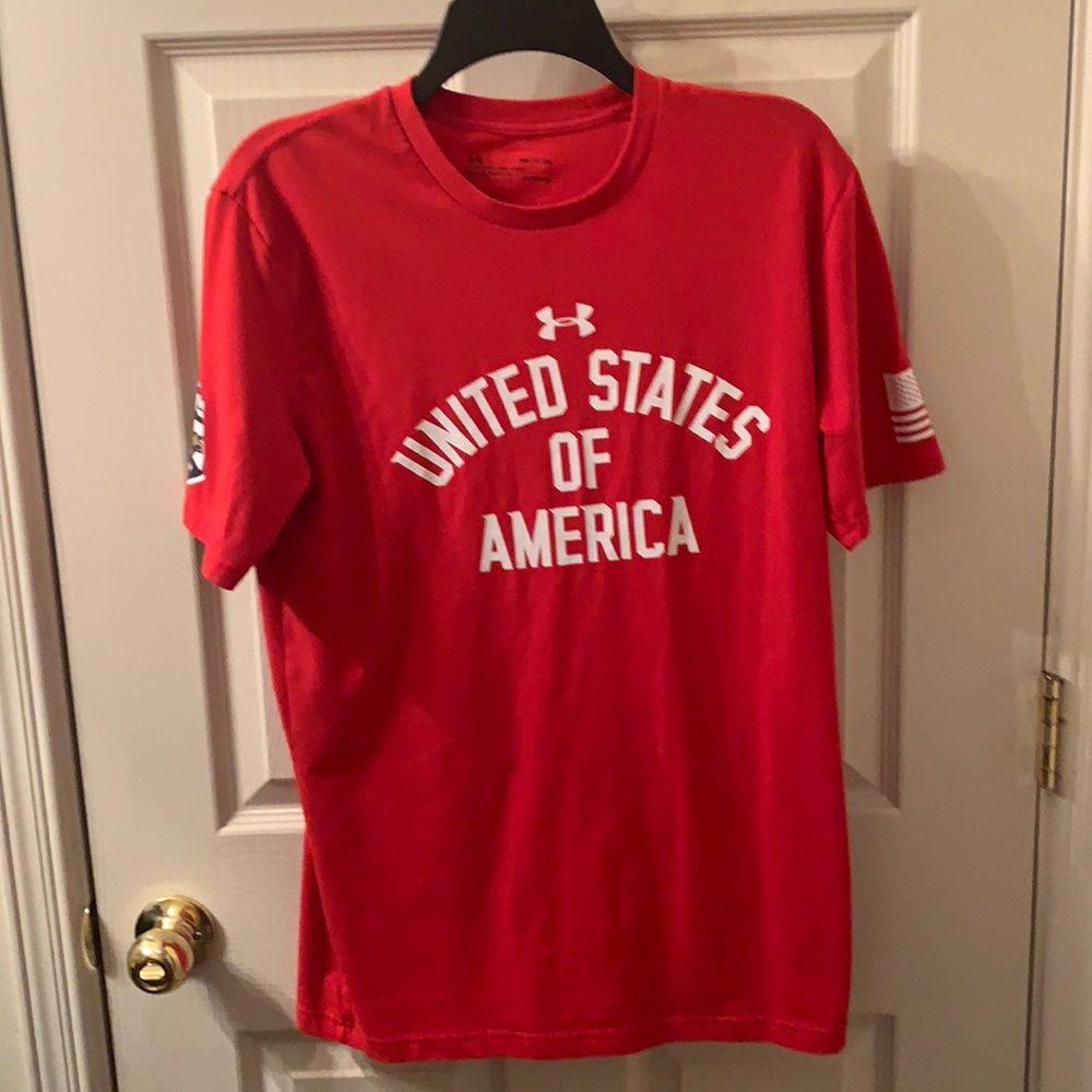Under Armour T-shirt